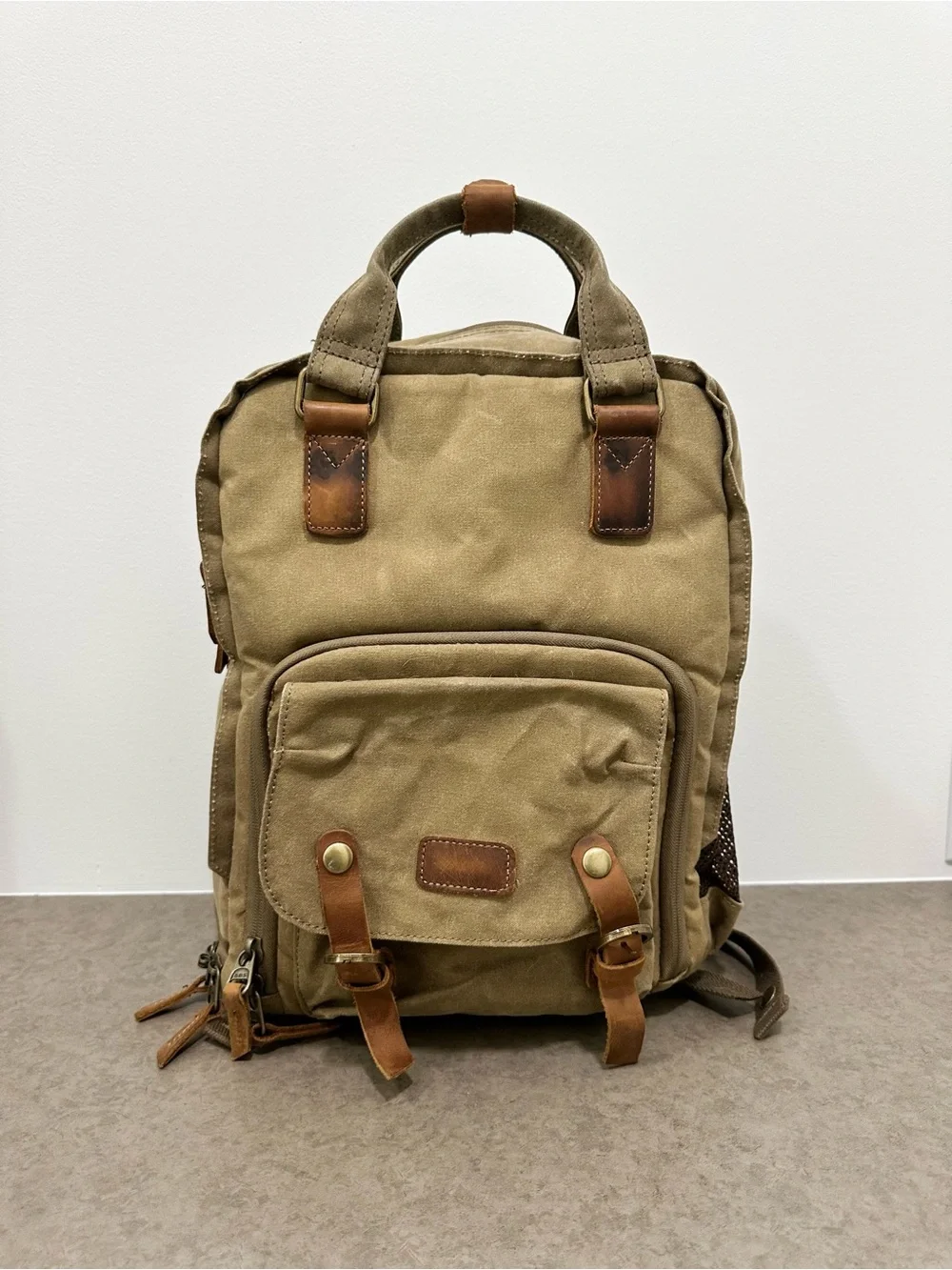 Waxed Canvas Camera Case Waterproof Travel Backpack Laptop Leather Trim Khaki
